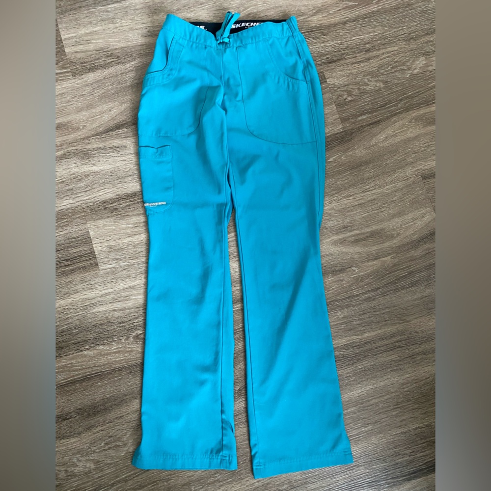 Sketchers XS Teal pants